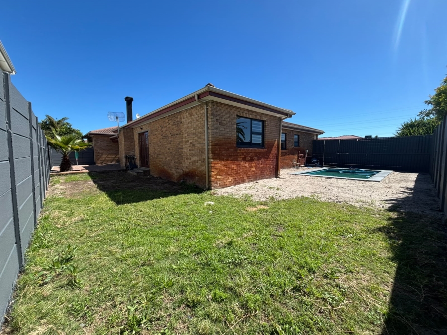 3 Bedroom Property for Sale in Soneike Western Cape